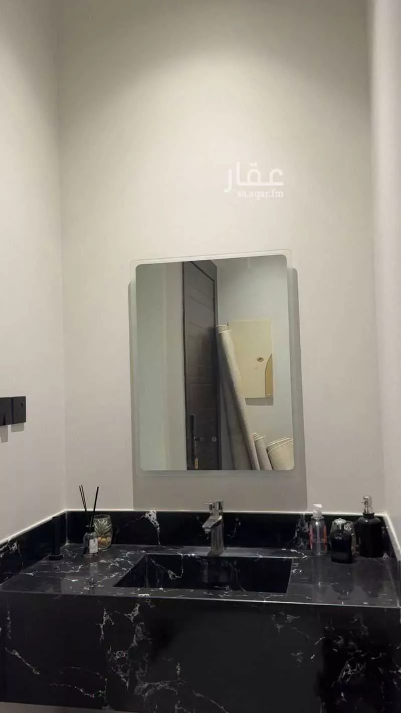 شقة 3 غرف في الرمال 5