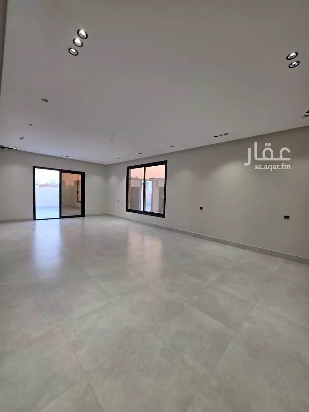 شقة 5 غرف في السلامة 3