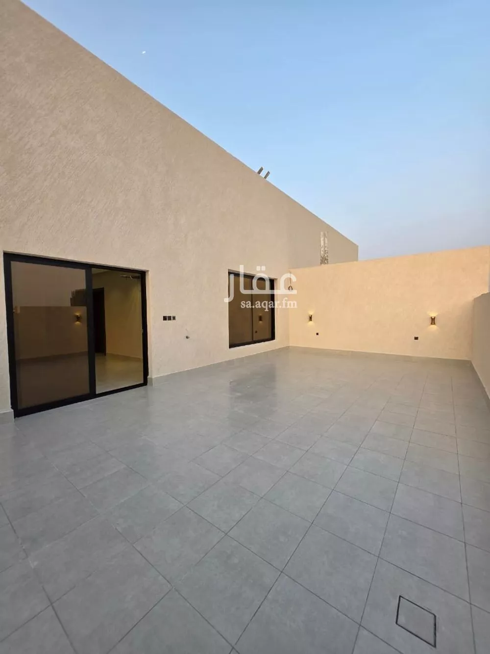 5 bedroom apartment in Al Salamah 1