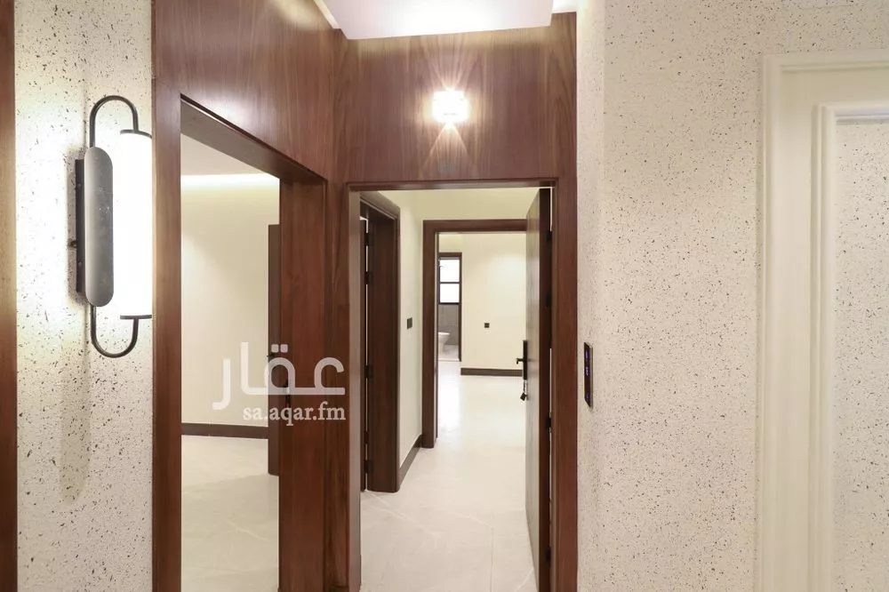 شقة 4 غرف في الروضة 2