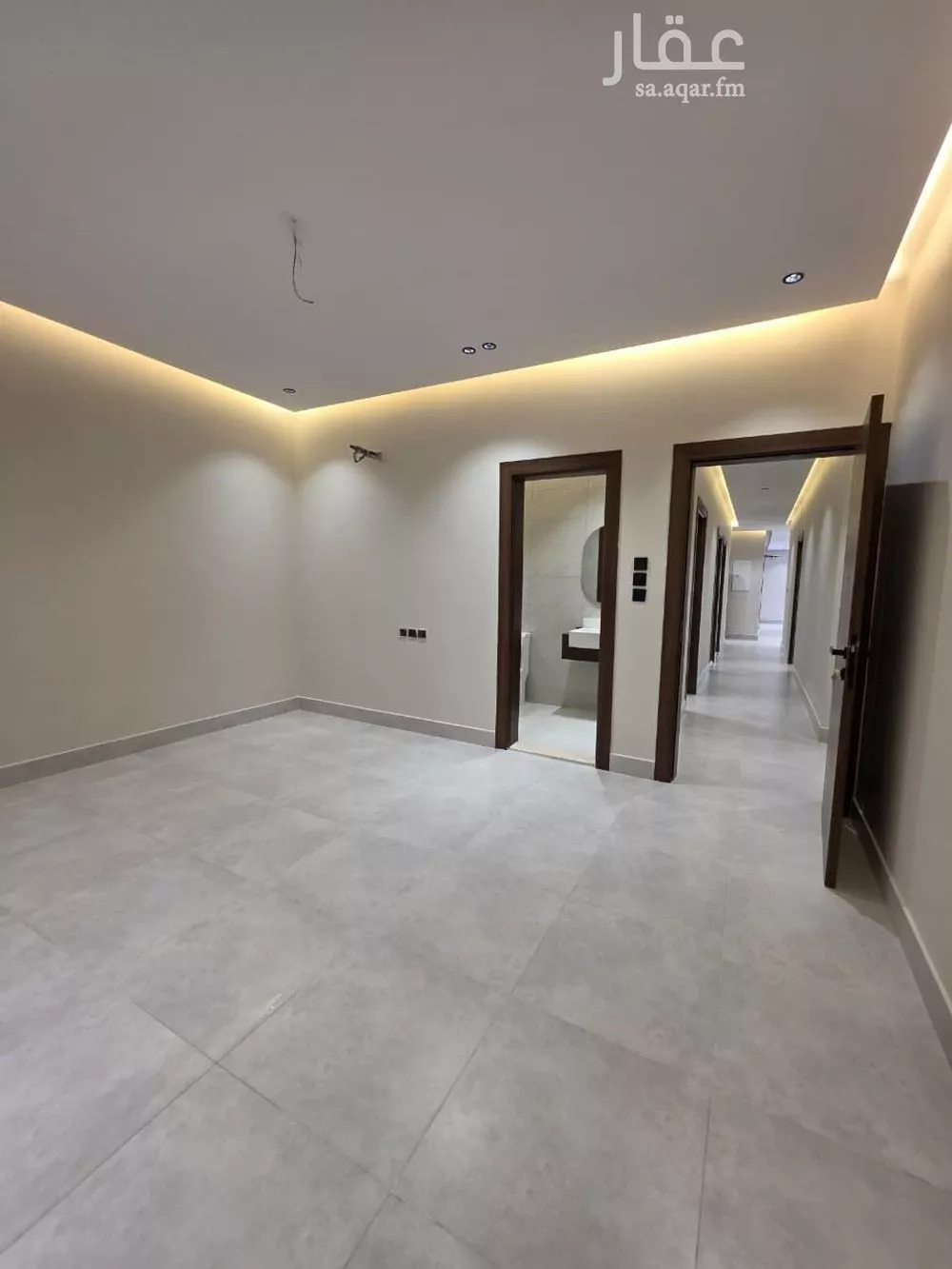 5 bedroom apartment in Al Salamah 3
