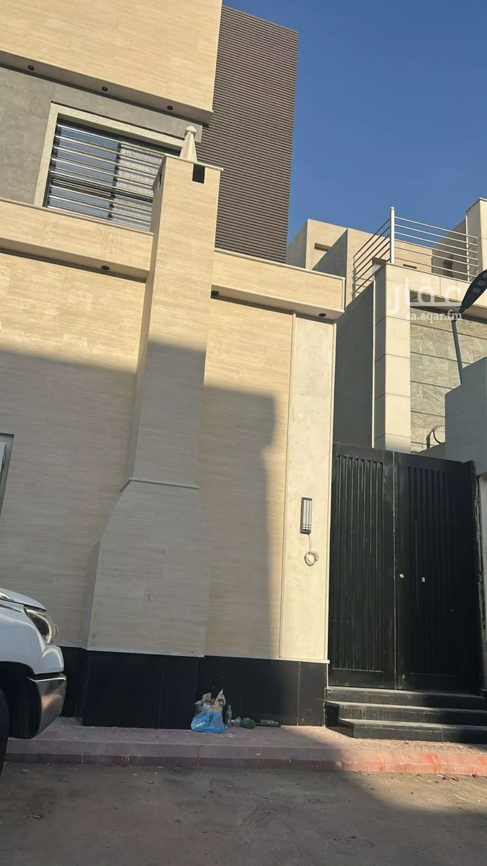 شقة 3 غرف في الرمال