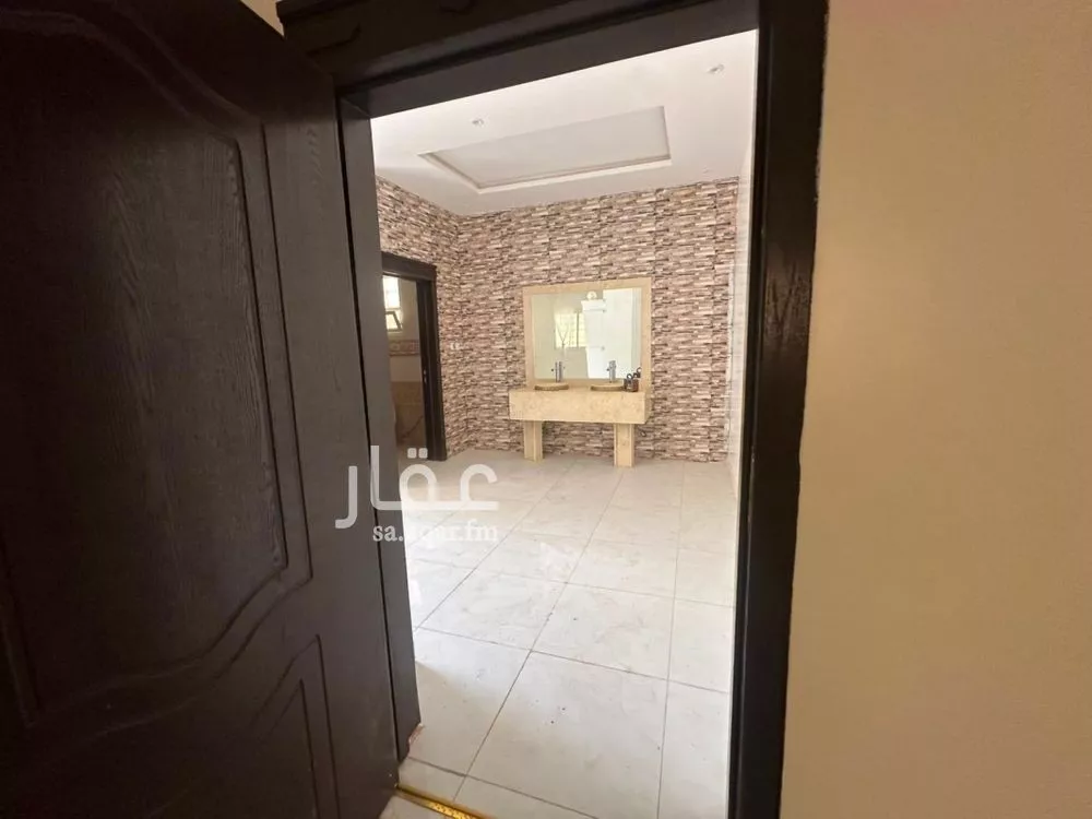 6 bedroom villa in Riyadh 14