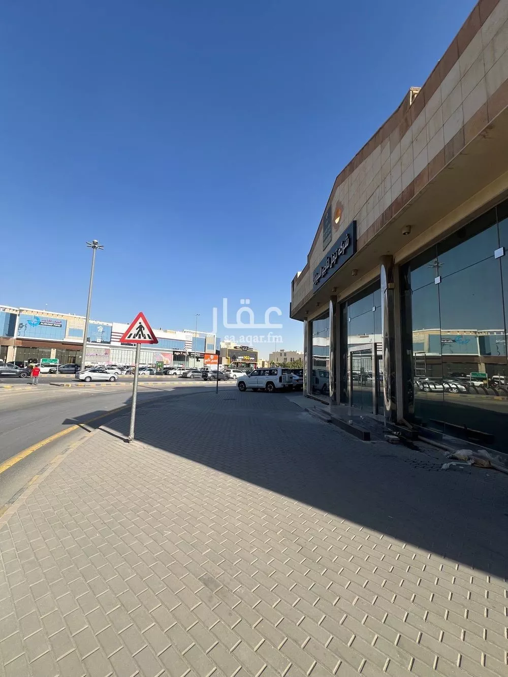 محل 280 م² في الصحافة 3