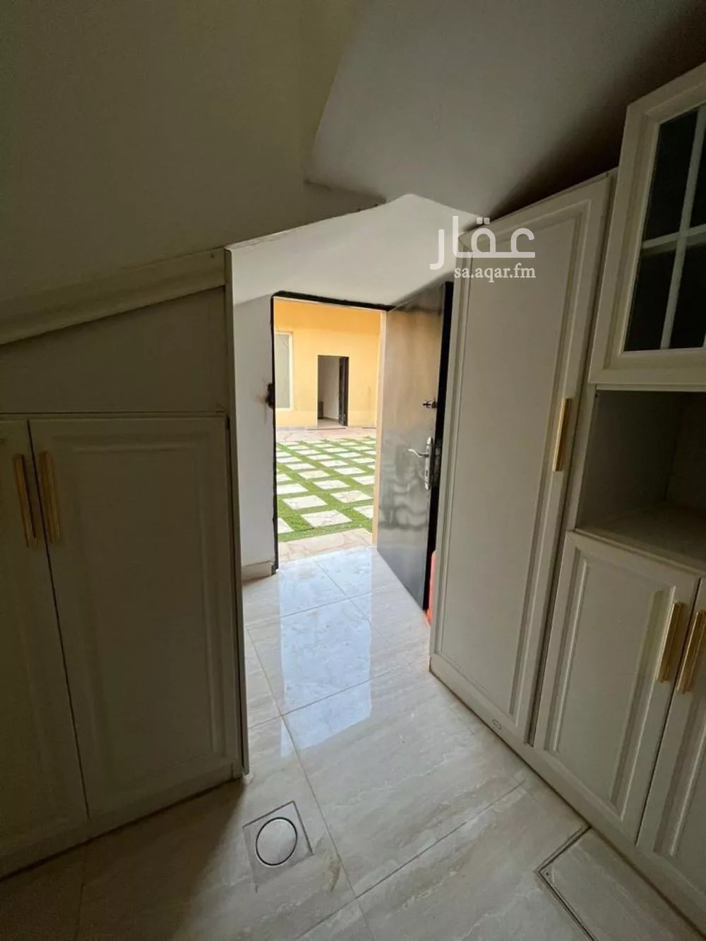 فيلا 15 غرف في بنبان 1