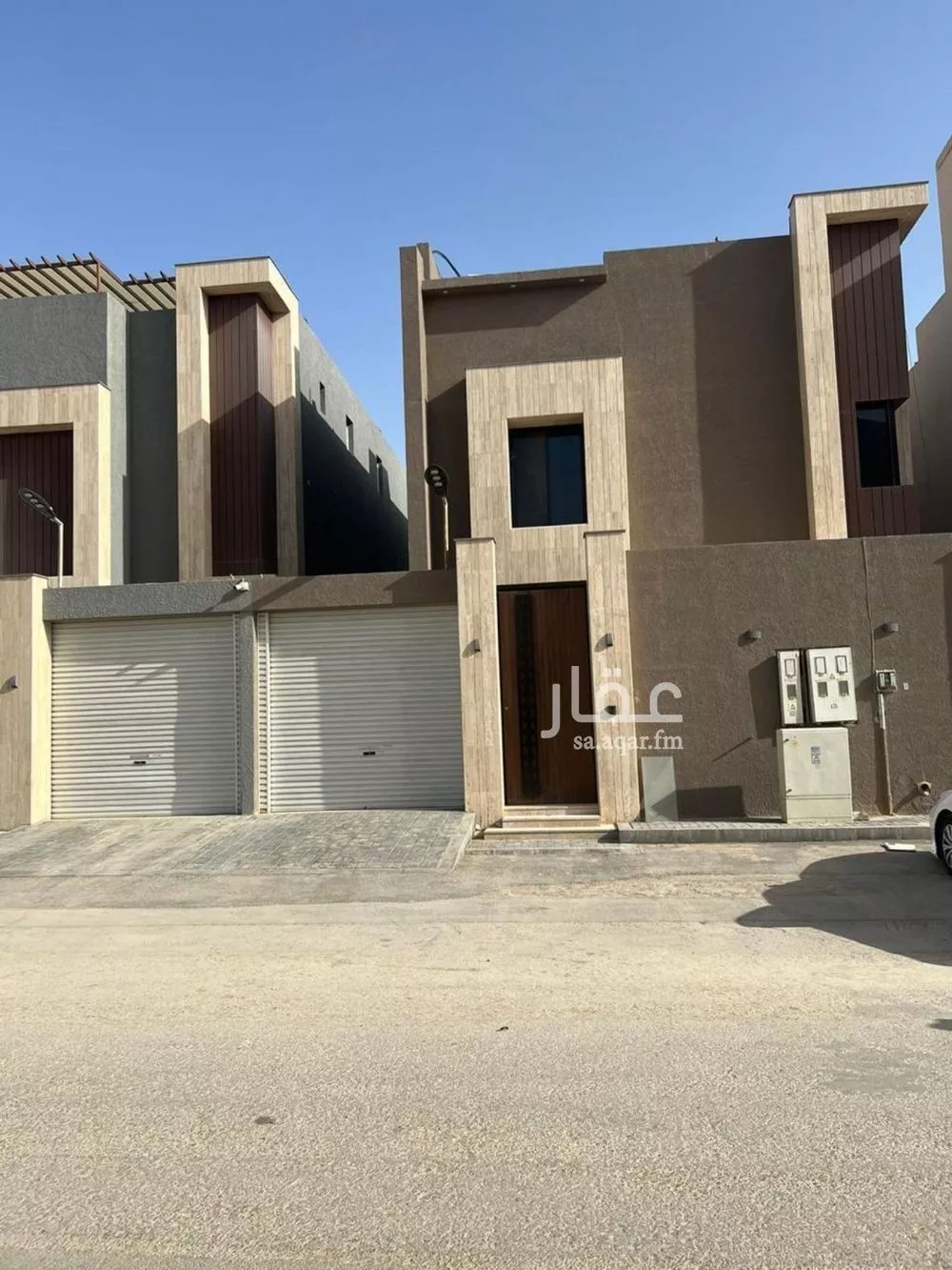 فيلا 5 غرف في العارض 1