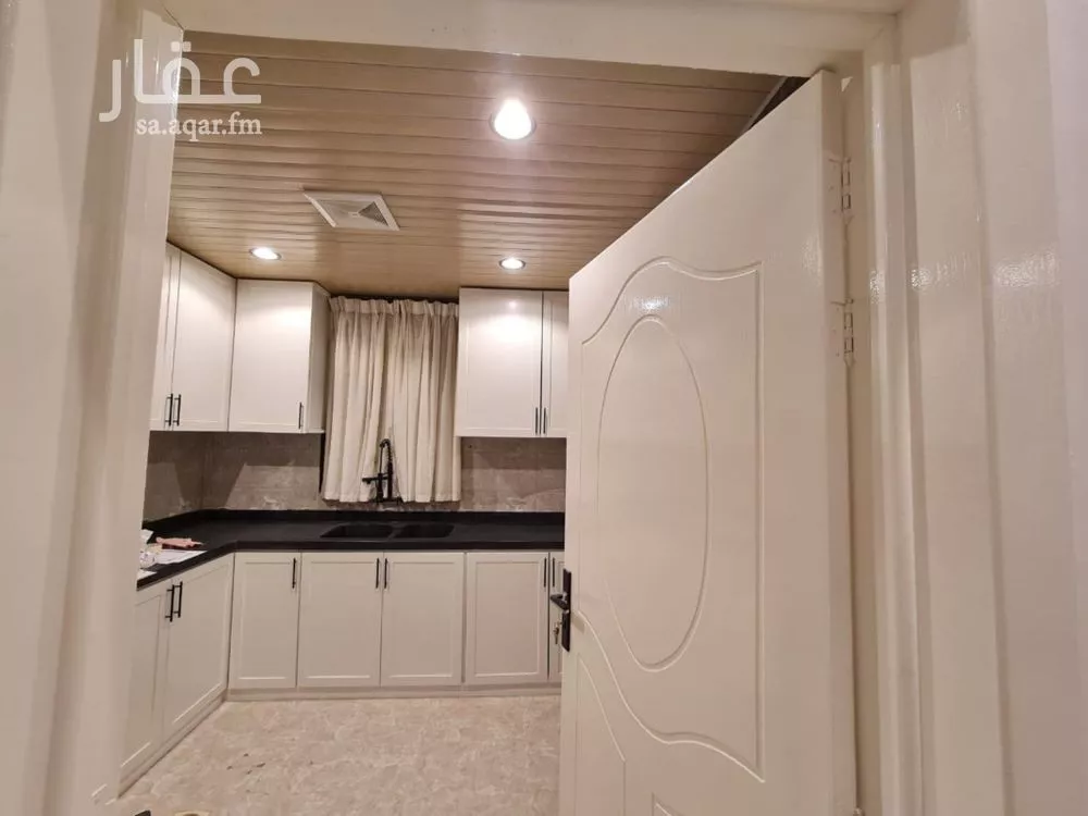 فيلا 4 غرف في المونسية 2