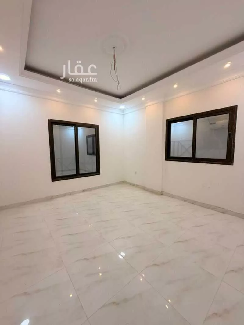 شقة 5 غرف في الحمرا 5