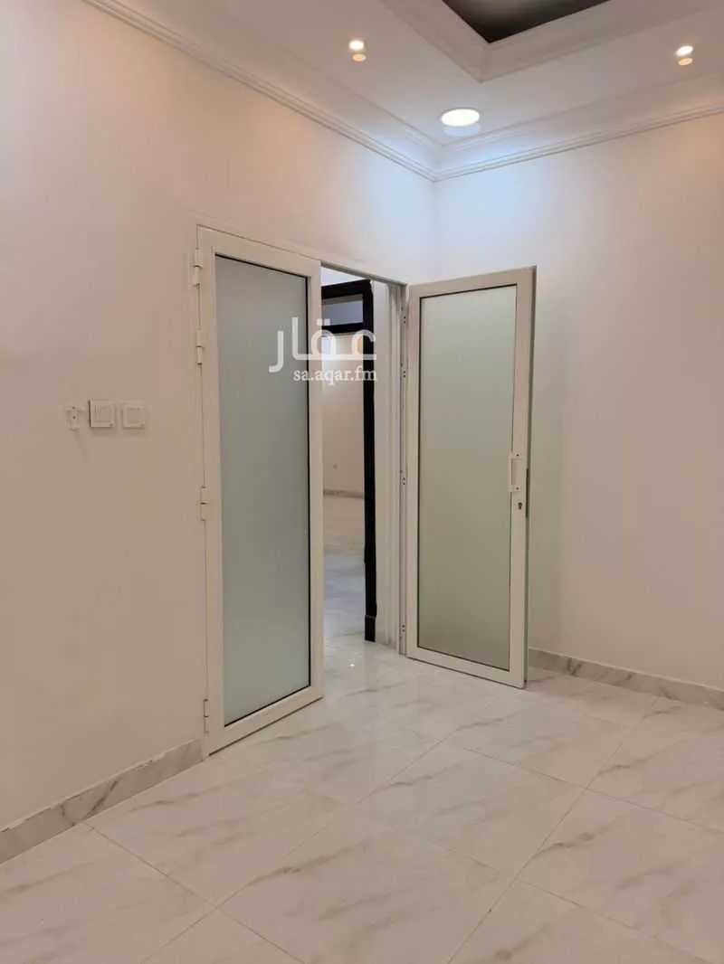 شقة 5 غرف في الحمرا 3