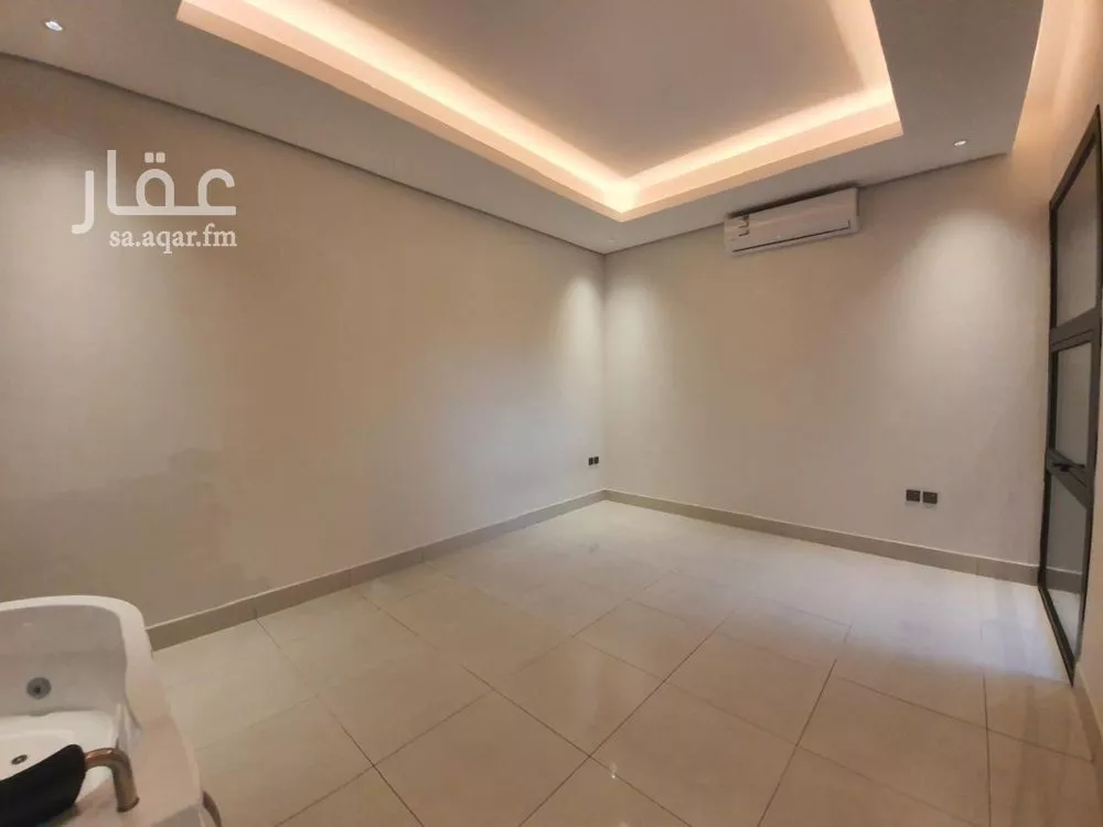 3 bedroom floor in Al Olaya 4