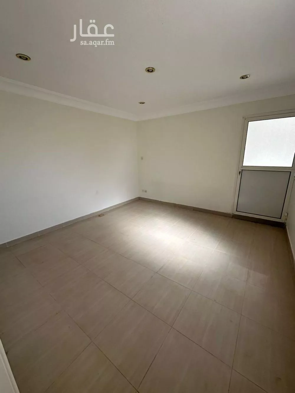 شقة 4 غرف في طويق 3