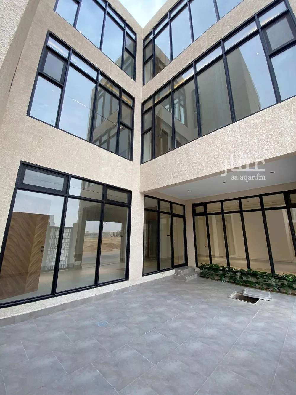 فيلا 5 غرف في المهدية 4