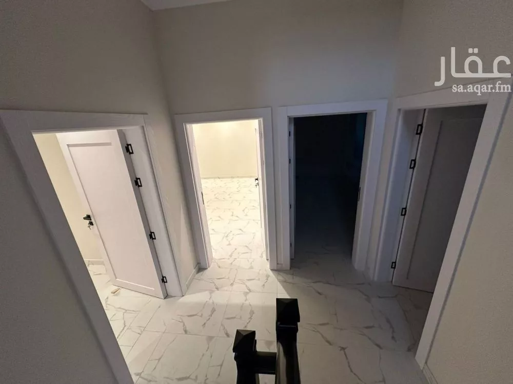 شقة 9 غرف في الجسر 4