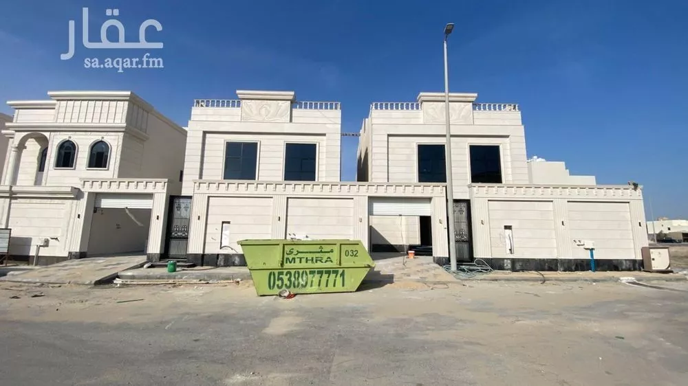 7 bedroom villa in Al Amwaj 1