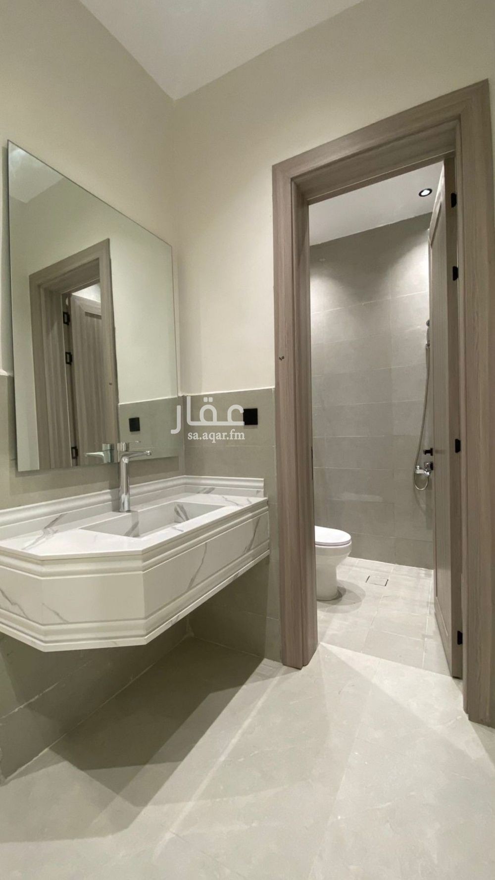 6 bedroom villa in Al Amwaj, Eastern Province 8