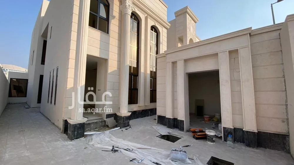 9 bedroom villa in As Sawari 3