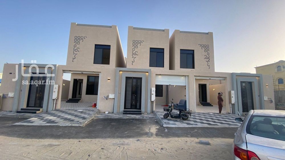6 bedroom villa in Al Amwaj, Eastern Province 9