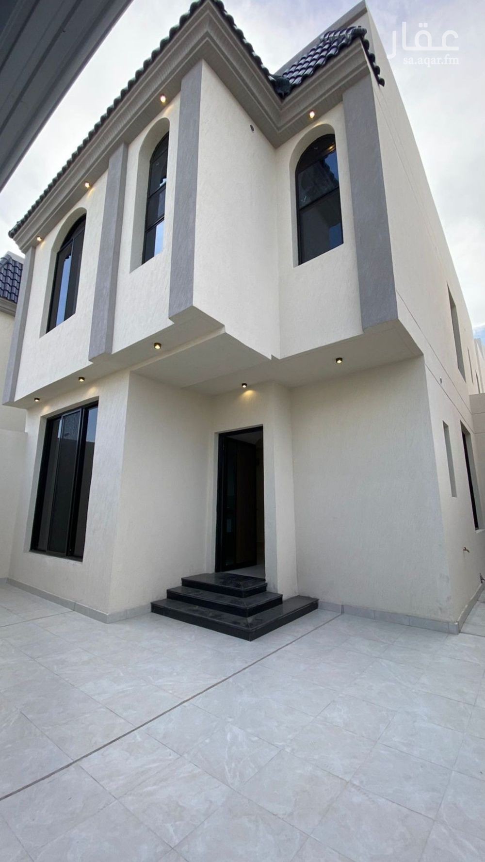 6 bedroom villa in Al Amwaj, Eastern Province 3