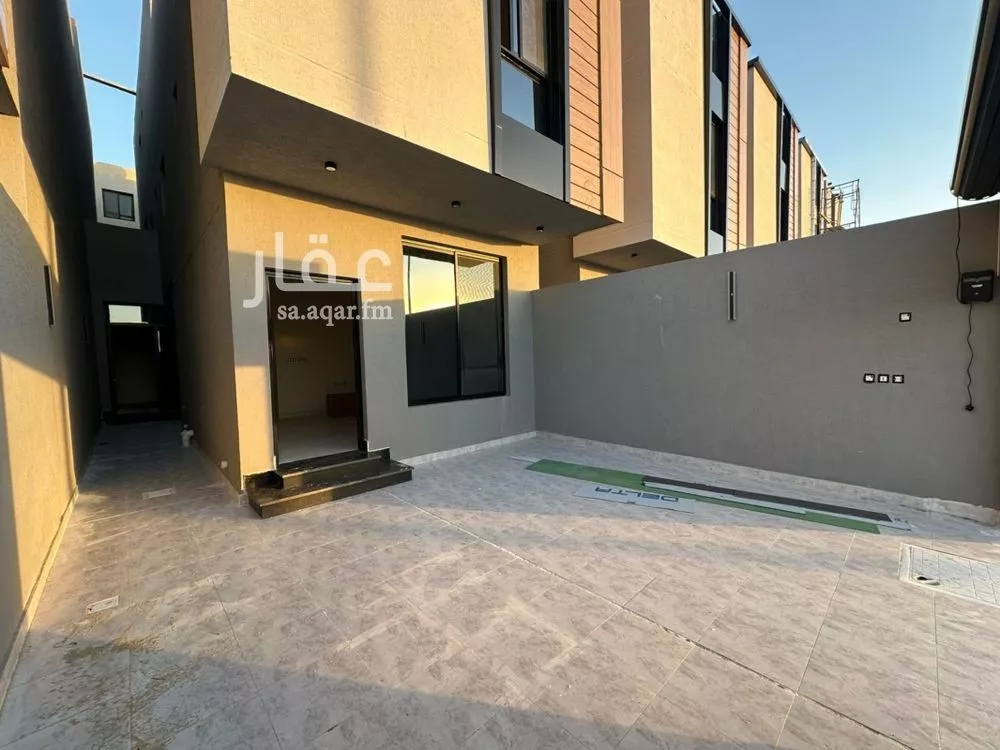 7 bedroom villa in Al Aqiq, Eastern Province 12