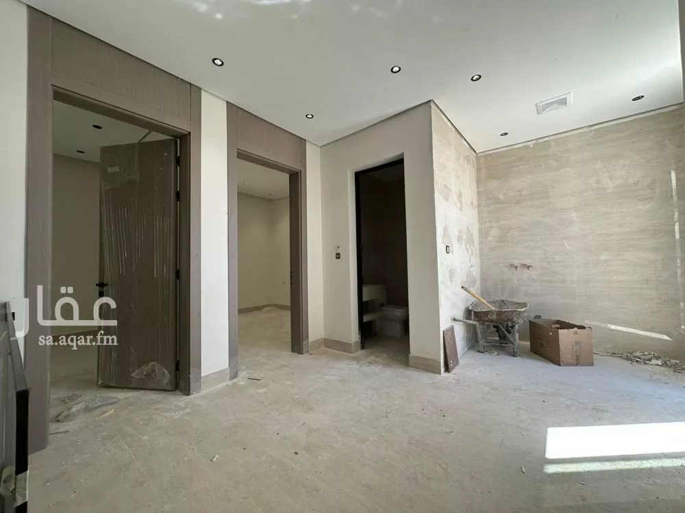 7 bedroom villa in As Sawari 4