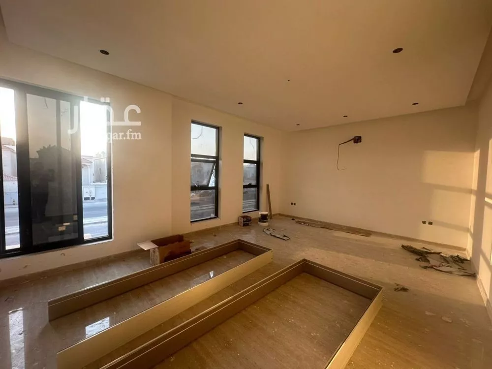 فيلا 7 غرف في اللؤلؤ 4