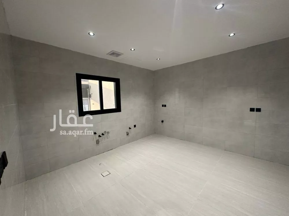 4 bedroom villa in Al Amwaj, Eastern Province 10