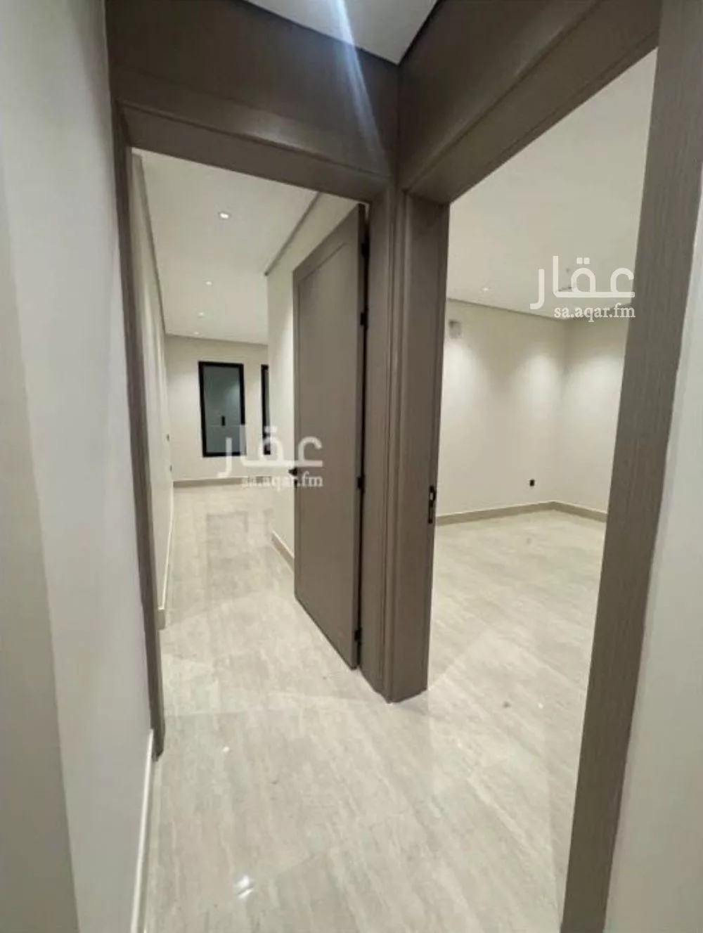 فيلا 7 غرف في الامواج 3