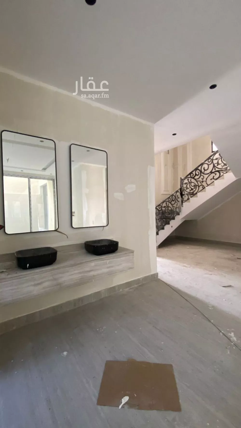 7 bedroom villa in Al Amwaj 5