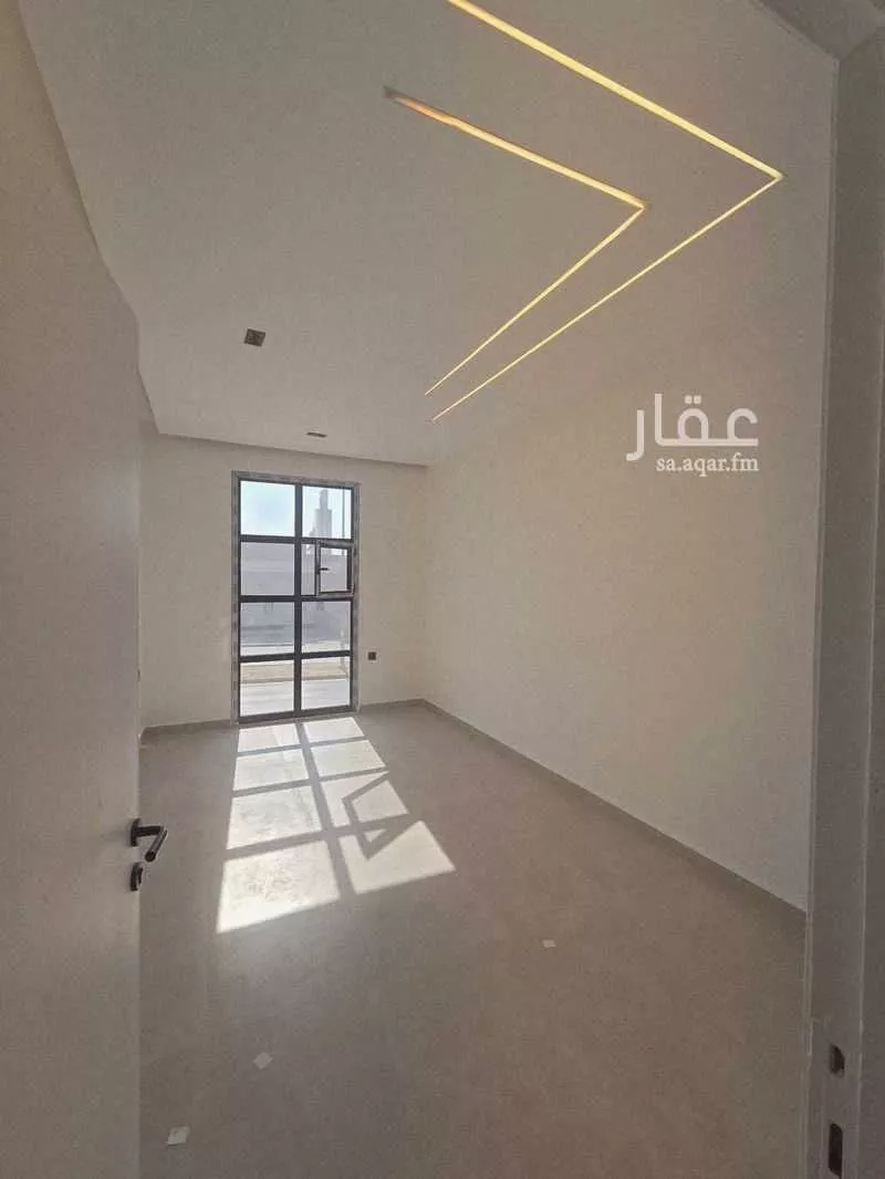 عمارة 780 م² في الياسمين 4