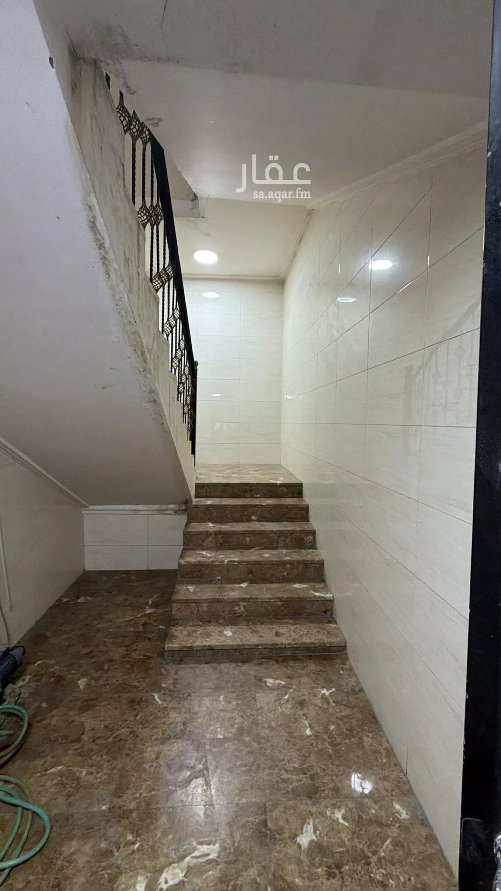 عمارة 525 م² في ضاحية الملك فهد 3