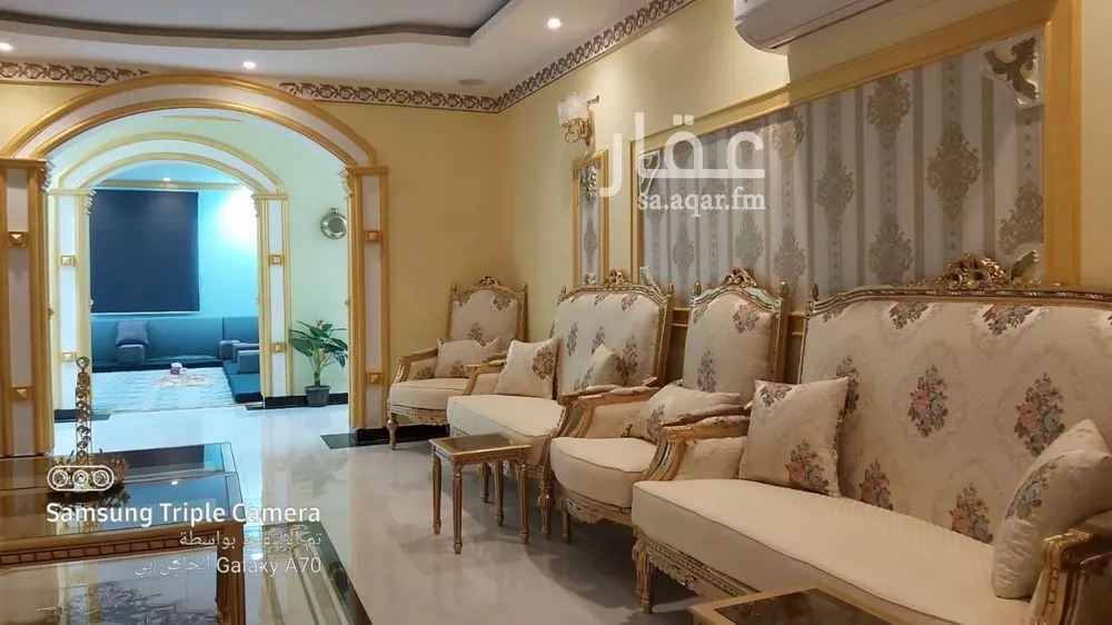 15 bedroom villa in Uhud, Riyadh 9
