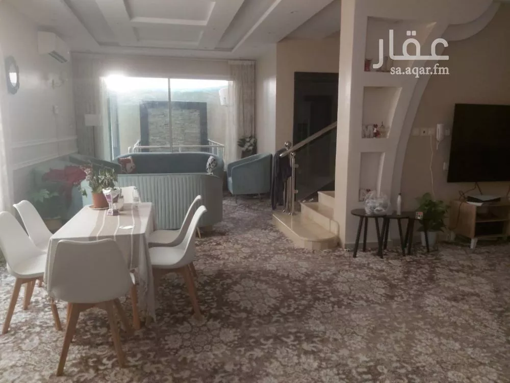 فيلا 9 غرف في طويق 5