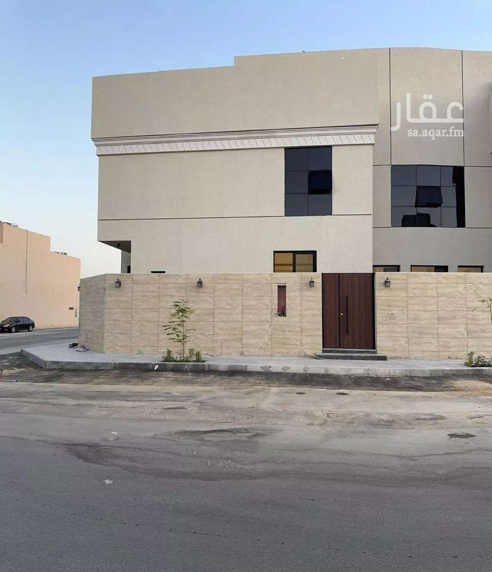 5 bedroom villa in Dhahrat Laban 2
