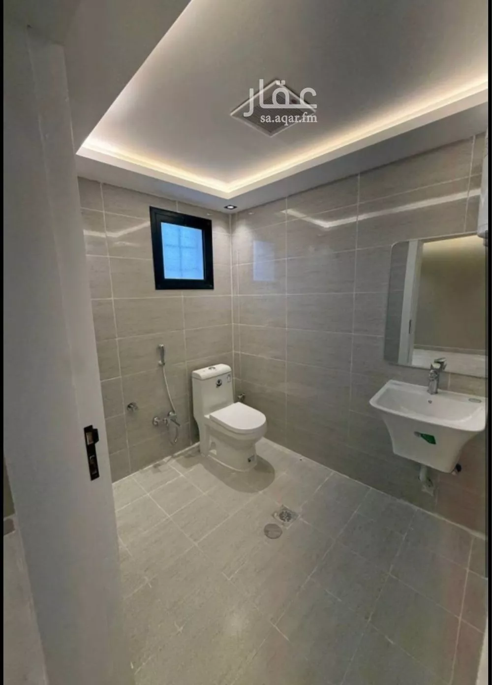 شقة 1 غرف في العقيق 2