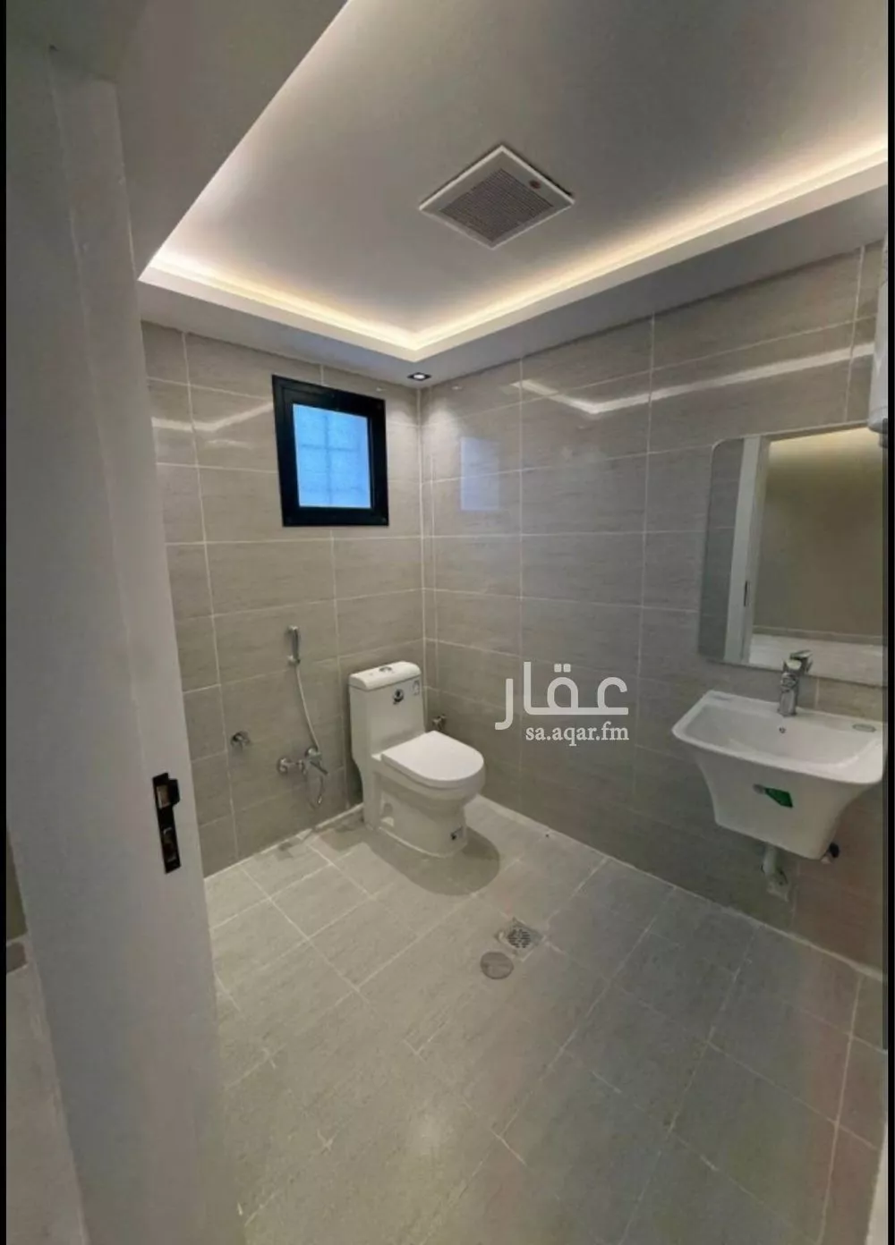 شقة 1 غرف في العقيق 2