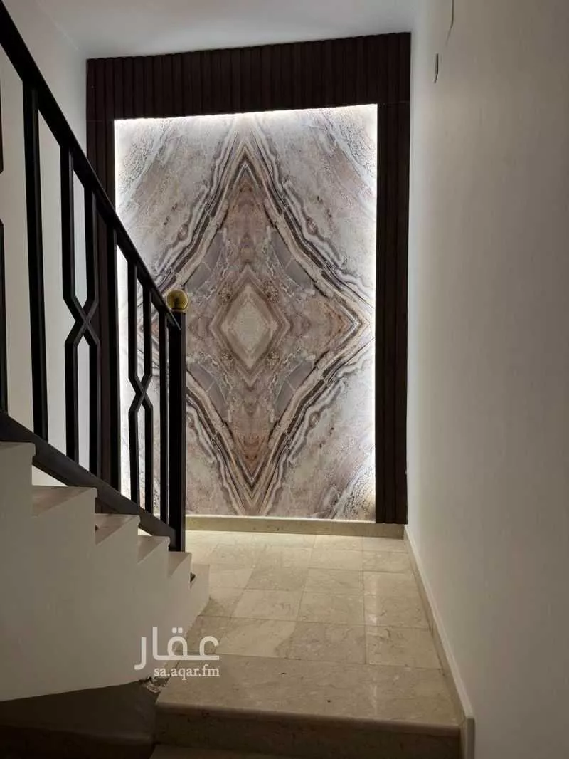 شقة 5 غرف في عرقة 3