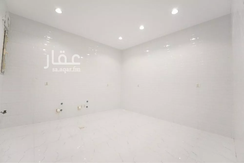 شقة 5 غرف في المروة 5