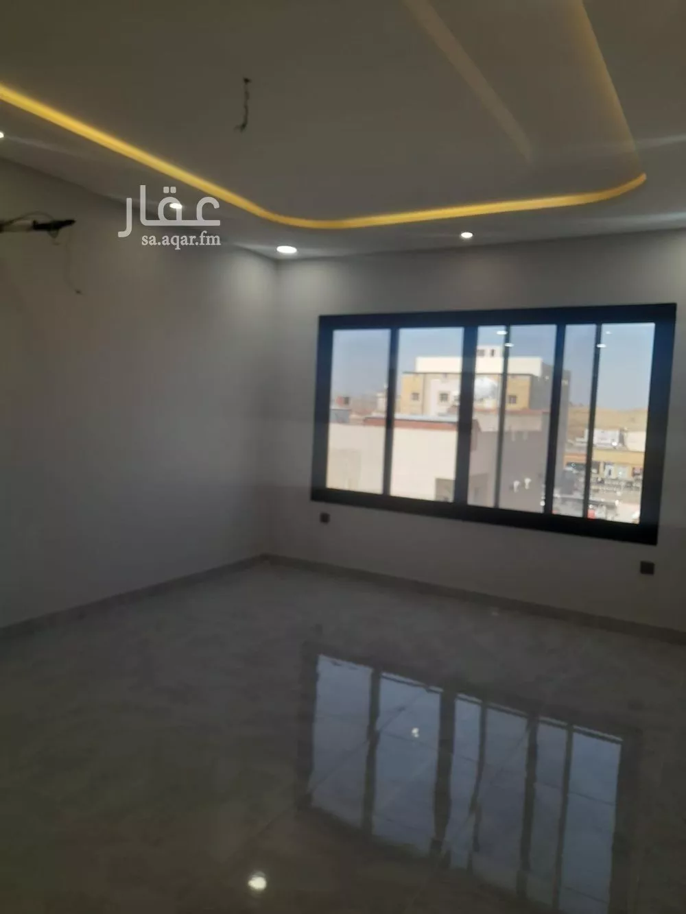 شقة 6 غرف في الريان 5