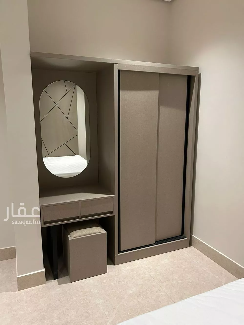 شقة 1 غرف في الحمرا 5