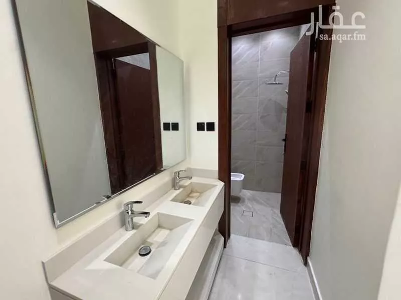 3 bedroom floor in Dhahrat Namar 3