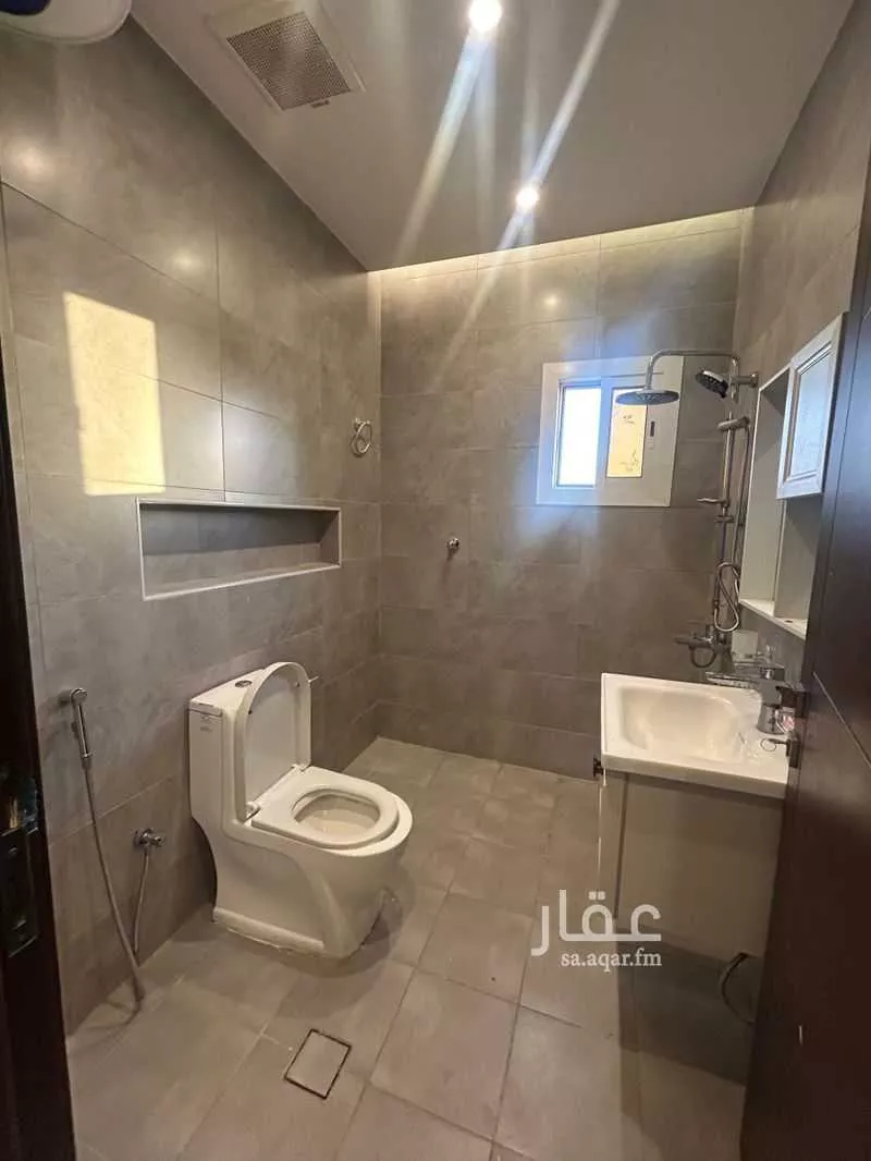 شقة 5 غرف في النزهة 3