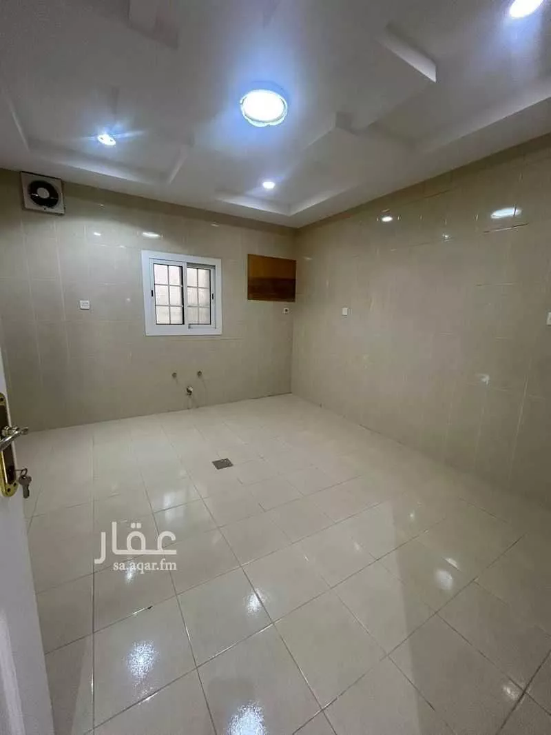 2 bedroom apartment in Al Nuzhah, Jeddah 6