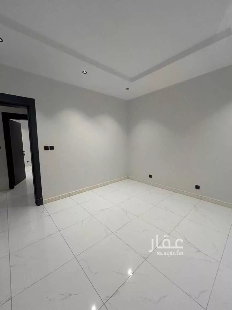 شقة 5 غرف في النزهة 5