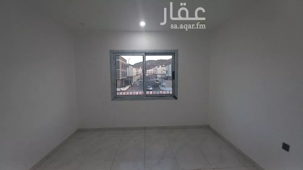 5 bedroom apartment in Al Salam 4