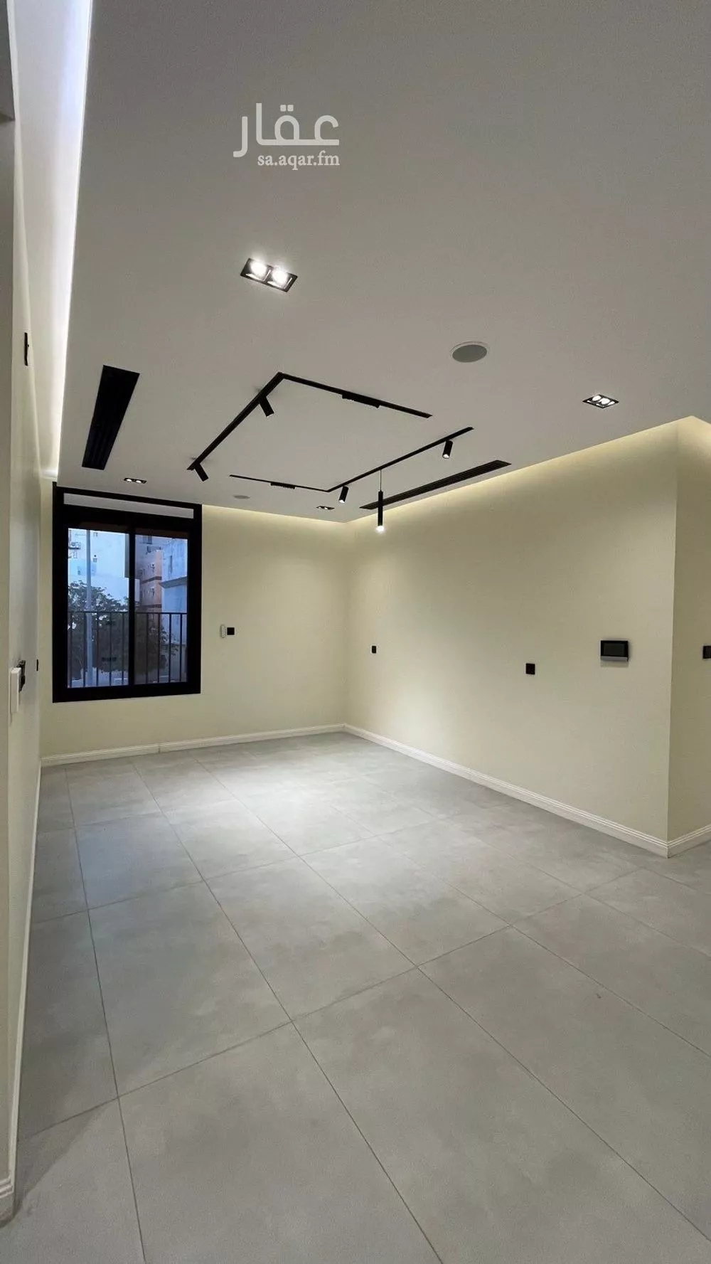 شقة 5 غرف في الروضة 4