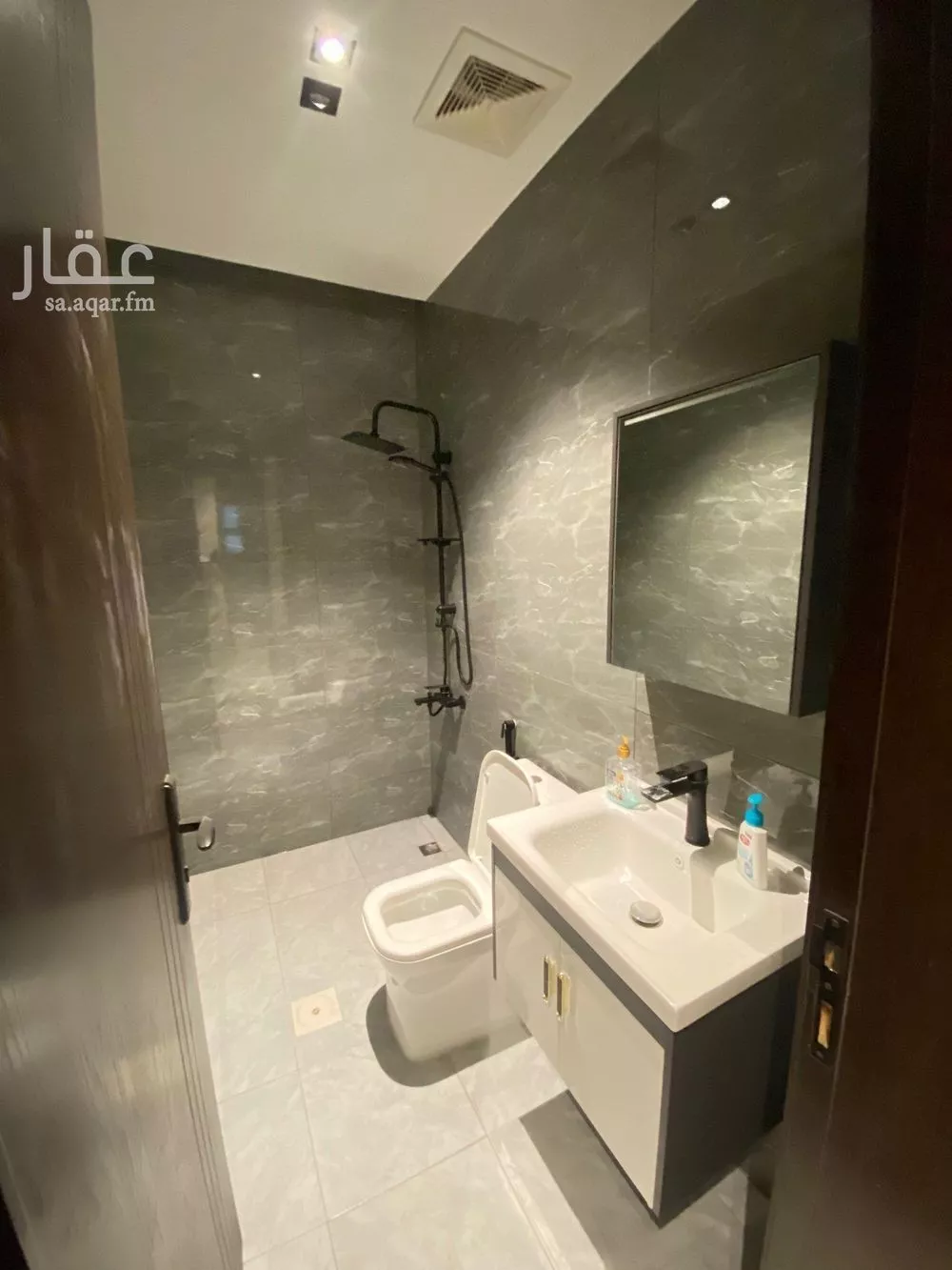 3 bedroom apartment in Al Nuzhah, Jeddah 5