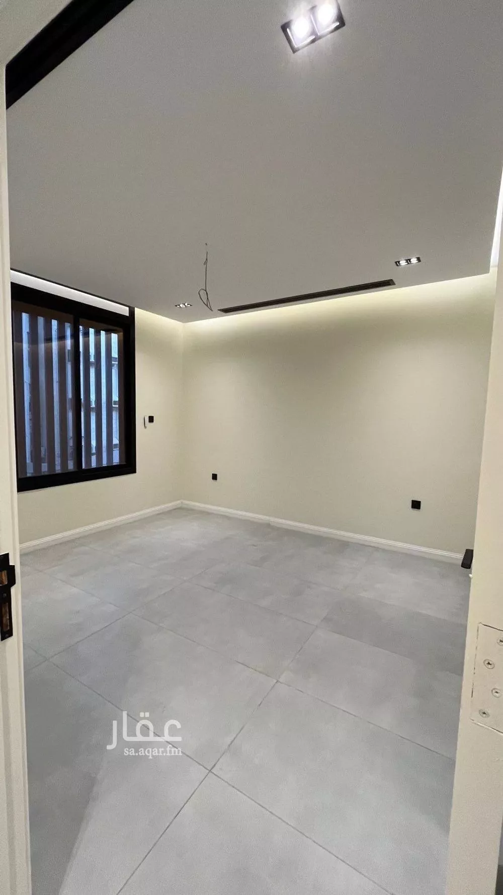 شقة 5 غرف في الروضة 2