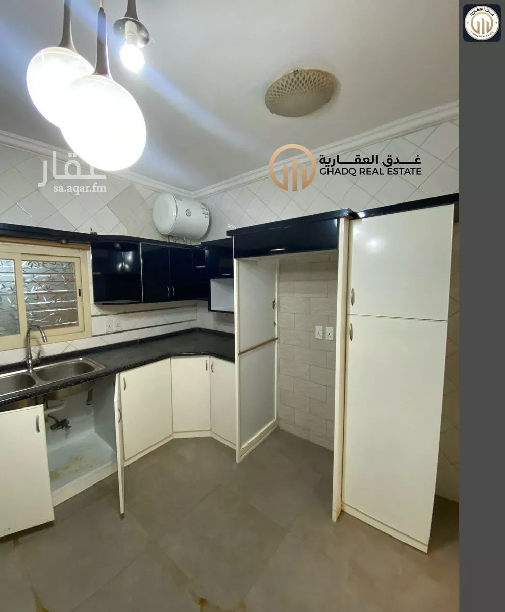 شقة 4 غرف في الفردوس، الدمام 11