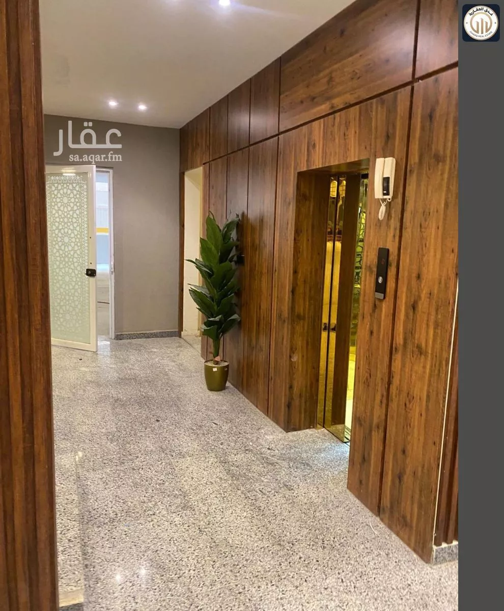 شقة 3 غرف في الحمرا 2