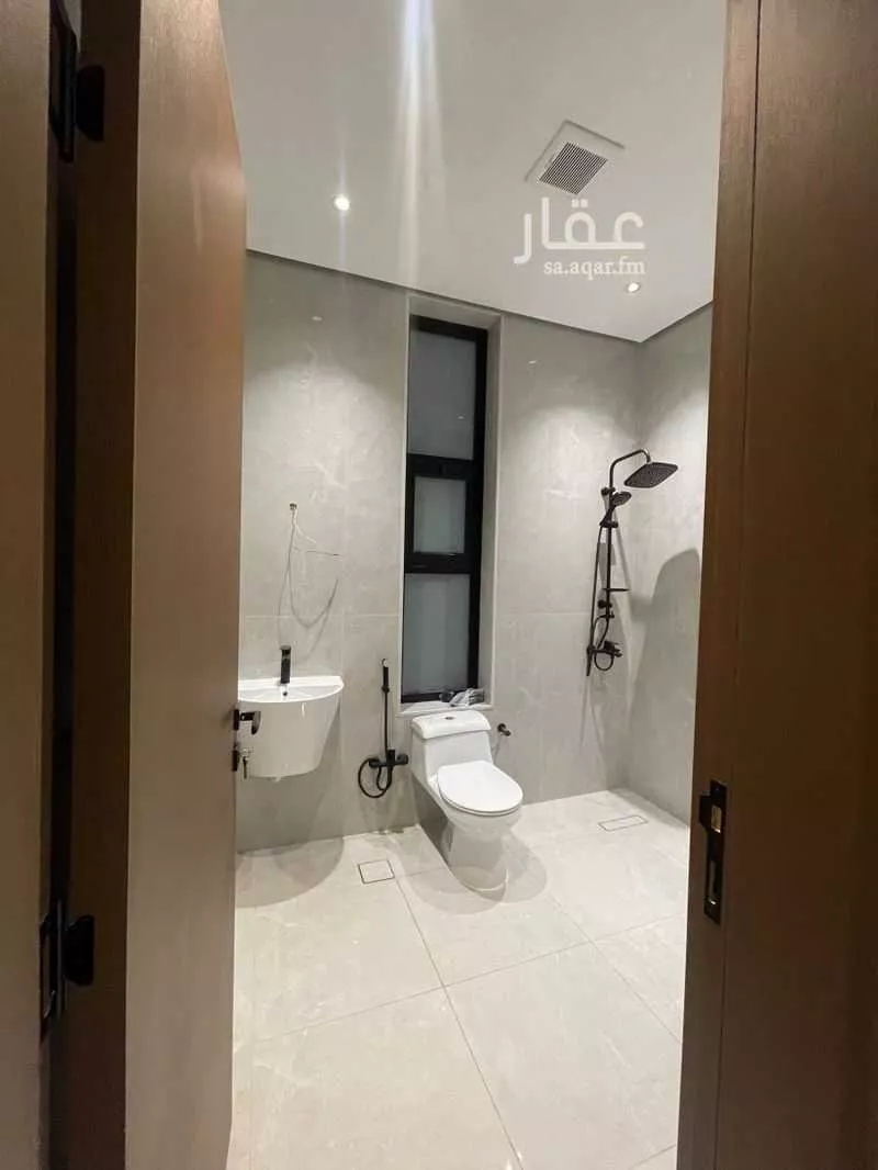 6 bedroom villa in Uhud, Eastern Province 5